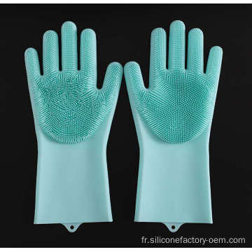 Gants en silicone nettoyant les gants de lave-vaisselle de la cuisine